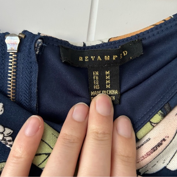 🐧2/$15 Revamped Off the Shoulder Cropped Shirt - Picture 2 of 3